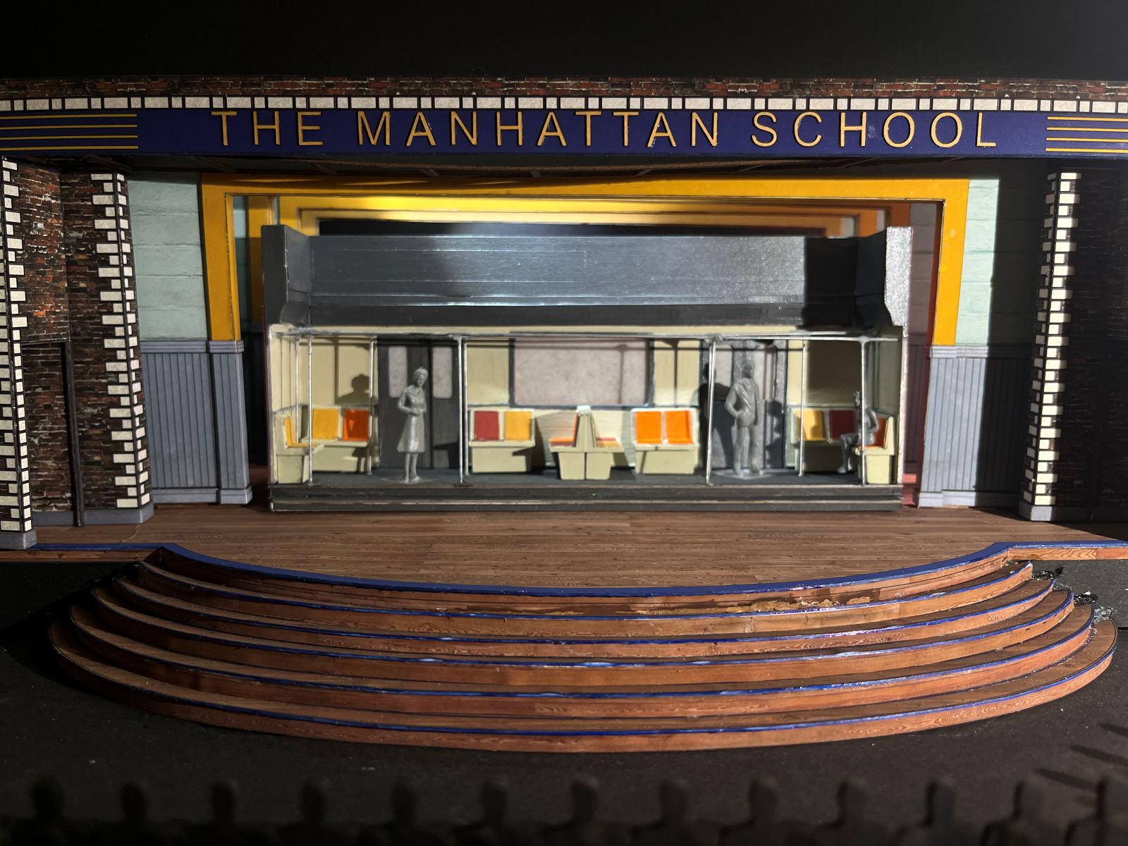 Senior Class set model